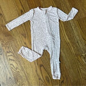 Kyte BABY Pink Leopard Zip Romper